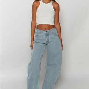 Lioness Horseshoe jeans size S NWT